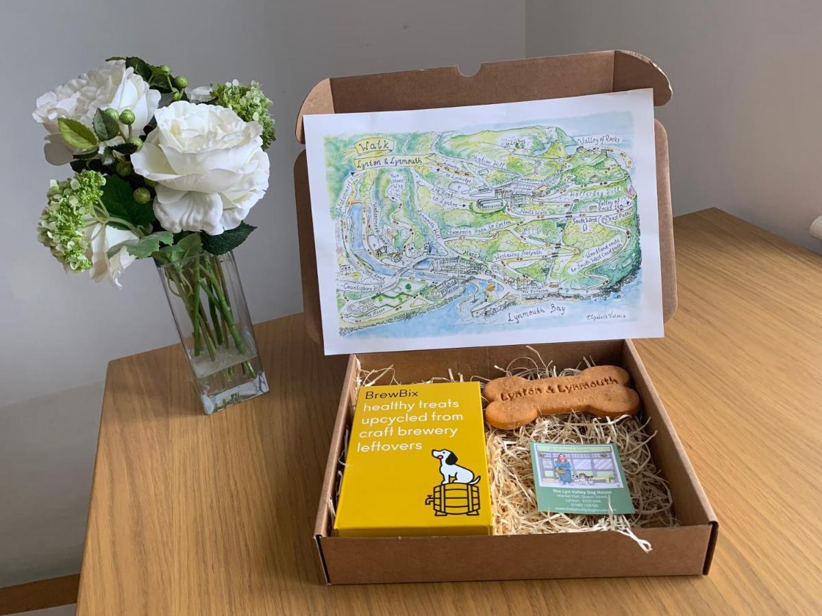 Postman'S Knock, Lynmouth, First Floor Apartment With Private Parking 외부 사진